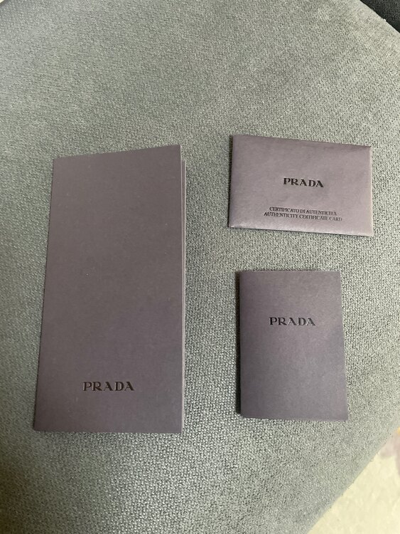 プラダ  （ブランドバッグ）の商品画像 - 査定依頼日：2025年3月27日 - 最高査定価格：60,000円