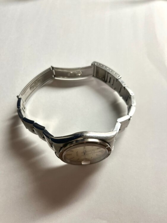 ロレックス パーペチュアルデイト 1521（高級時計）の商品画像 - 査定依頼日：2024年12月28日 - 最高査定価格：380,000円