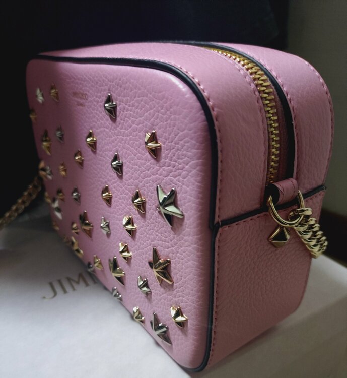 ジミーチュウ  （ブランドバッグ）の商品画像 - 査定依頼日：2026年1月8日 - 最高査定価格：22,000円