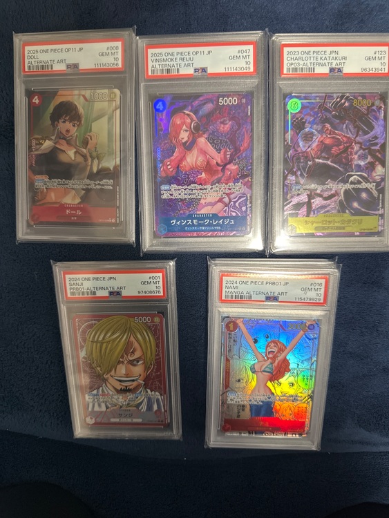 ワンピースカード（古着・ファッション）の商品画像 - 査定依頼日：2025年10月8日 - 最高査定価格：20,000円