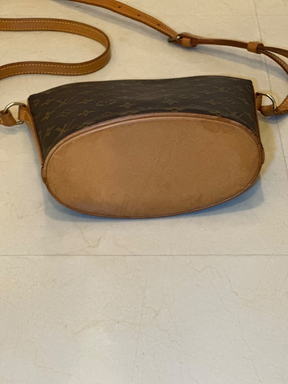 ルイヴィトン モノグラム （ブランドバッグ）の商品画像 - 査定依頼日：2025年12月28日 - 最高査定価格：70,000円