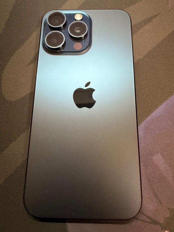 iPhone15ProMax 256GB ブルー（スマホ）の商品画像 - 査定依頼日：2026年1月18日 - 最高査定価格：103,000円