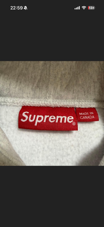 Supreme Box Logo Hooded Sweatshirt 23fw（古着・ファッション）の商品画像 - 査定依頼日：2026年9月30日 - 最高査定価格：12,000円