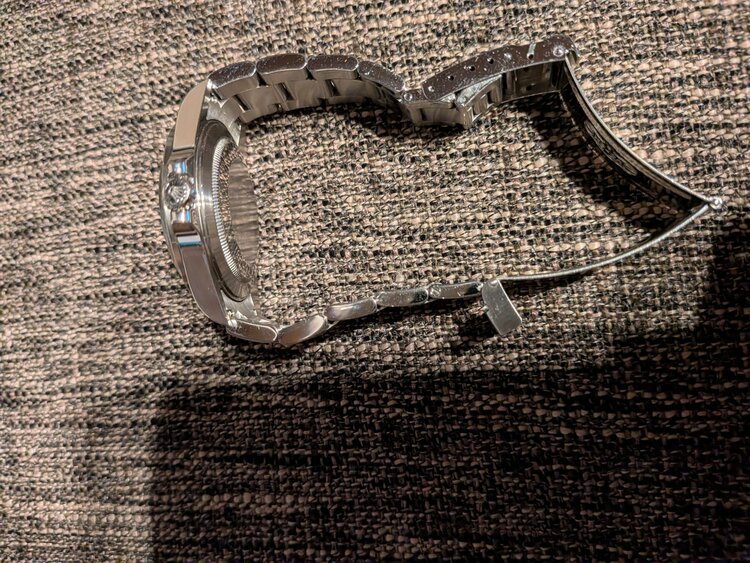 ロレックス エクスプローラー f39870（高級時計）の商品画像 - 査定依頼日：2026年3月8日 - 最高査定価格：1,050,000円