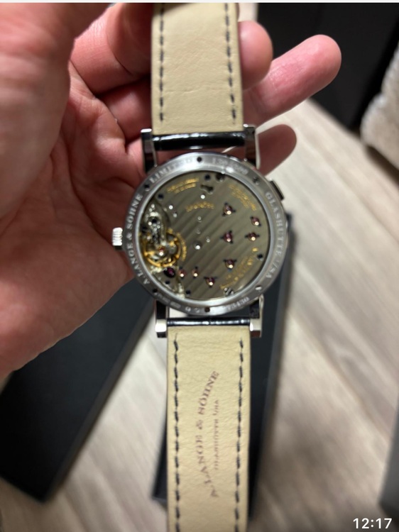 ランゲ＆ゾーネ ランゲ1 191,06（高級時計）の商品画像 - 査定依頼日：2025年6月16日 - 最高査定価格：5,200,000円