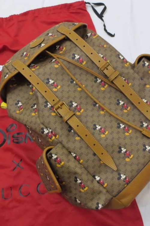 美品GUCCIディズニーコラボのミッキーのリュック（ブランドバッグ）の商品画像 - 査定依頼日：2023年8月21日 - 最高査定価格：110,000円