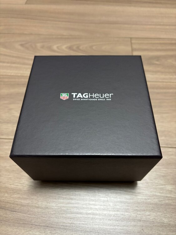 タグホイヤー カレラ WAR211B.BA078（高級時計）の商品画像 - 査定依頼日：2025年3月30日 - 最高査定価格：130,000円