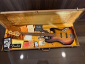 Fender Jaco Pastorius Jazz Bass Fletless（ピアノ・楽器・PA機材）の商品画像 - 査定依頼日：2026年8月1日 - 最高査定価格：200,000円
