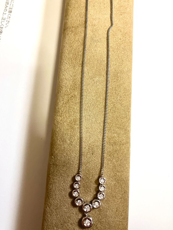 ペンダント（宝石）の商品画像 - 査定依頼日：2023年4月16日 - 最高査定価格：30,000円