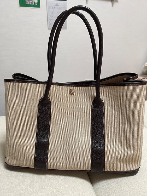 ガーデンパーティー（ブランドバッグ）の商品画像 - 査定依頼日：2026年3月23日 - 最高査定価格：80,000円