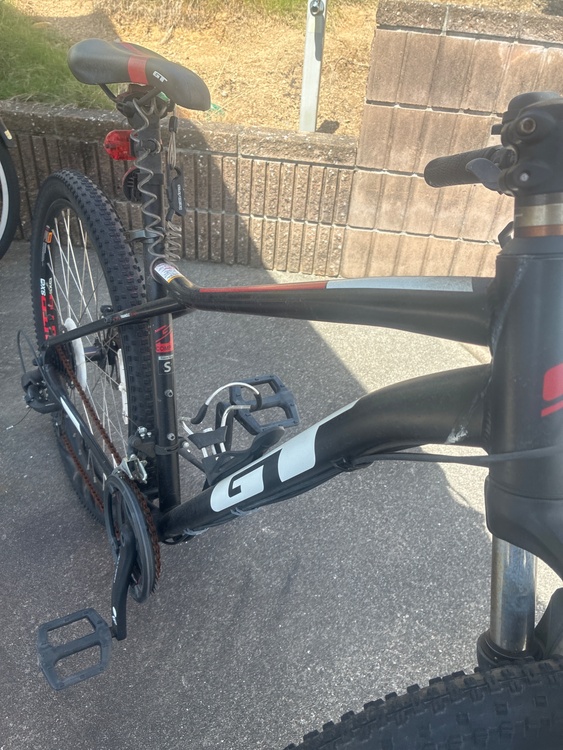 GT アグレッサー コンプ ブラック（自転車）の商品画像 - 査定依頼日：2026年5月24日 - 最高査定価格：15,000円