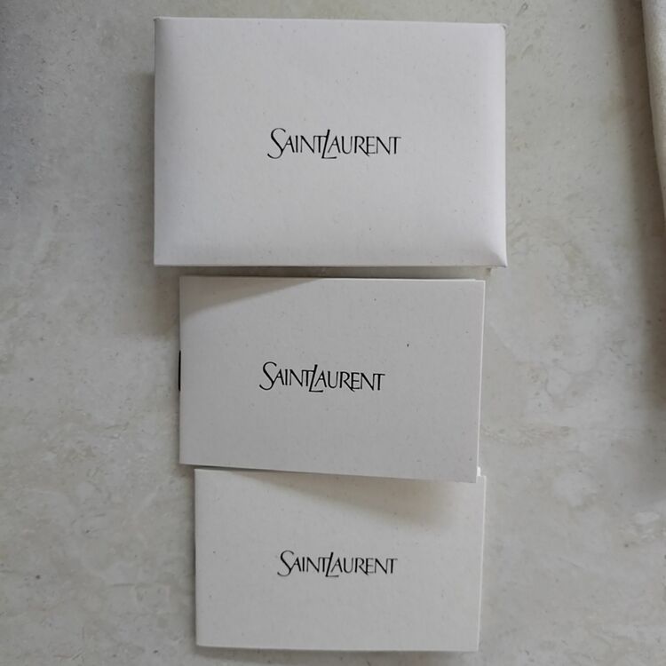 イブサンローラン  （ブランドバッグ）の商品画像 - 査定依頼日：2025年11月21日 - 最高査定価格：130,000円