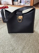 フェラガモ  （ブランドバッグ）の商品画像 - 査定依頼日：2025年8月7日 - 最高査定価格：21,000円