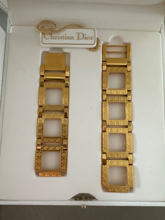 その他 その他 ディオール　ぱりじえ（高級時計）の商品画像 - 査定依頼日：2026年3月10日 - 最高査定価格：21,000円