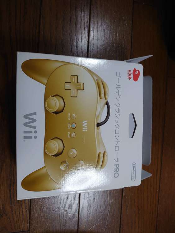 ゴ－ルデンクラッシックコントローラ（ゲーム機本体・ゲームソフト）の商品画像 - 査定依頼日：2022年9月23日 - 最高査定価格：3,500円