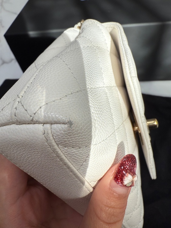 ココハンドル　ホワイト　14.5（ブランドバッグ）の商品画像 - 査定依頼日：2026年1月15日 - 最高査定価格：460,000円