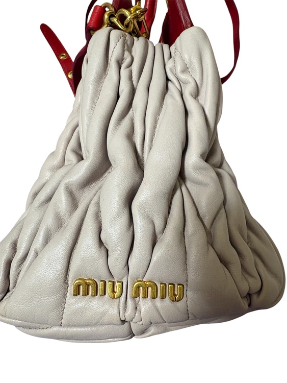 Matelassé（ブランドバッグ）の商品画像 - 査定依頼日：2026年3月5日 - 最高査定価格：20,000円