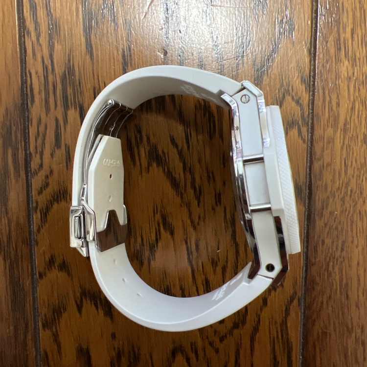 ウブロ ビックバン （高級時計）の商品画像 - 査定依頼日：2025年8月22日 - 最高査定価格：840,000円