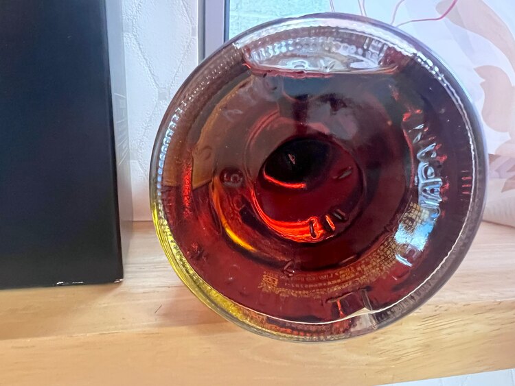 ウイスキー サントリー山崎 （お酒）の商品画像 - 査定依頼日：2025年5月14日 - 最高査定価格：74,000円