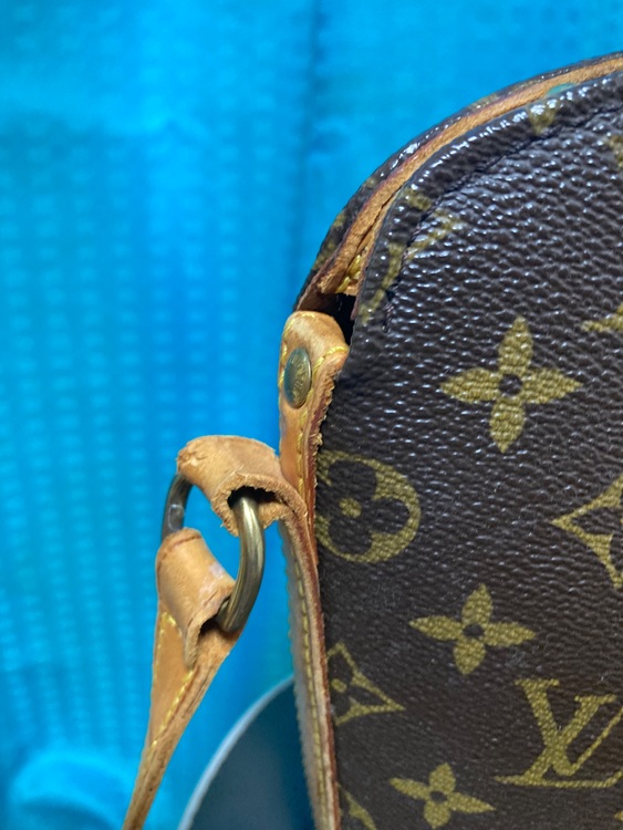 ドルーオ（古着・ファッション）の商品画像 - 査定依頼日：2025年9月6日 - 最高査定価格：30,000円