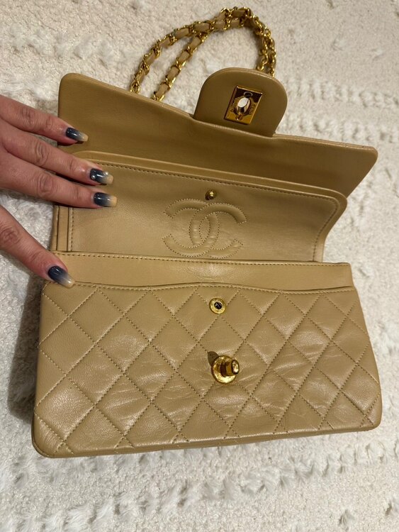 シャネル マトラッセ （ブランドバッグ）の商品画像 - 査定依頼日：2025年3月3日 - 最高査定価格：400,000円