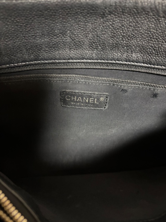 シャネル GST　 チェーン　ショルダー　トート ブラック キャビア　ブラック（ブランドバッグ）の商品画像 - 査定依頼日：2025年8月20日 - 最高査定価格：530,000円