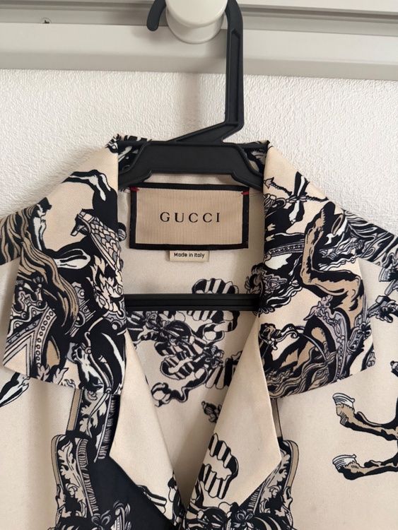 柄シャツ（古着・ファッション）の商品画像 - 査定依頼日：2026年9月3日 - 最高査定価格：10,000円