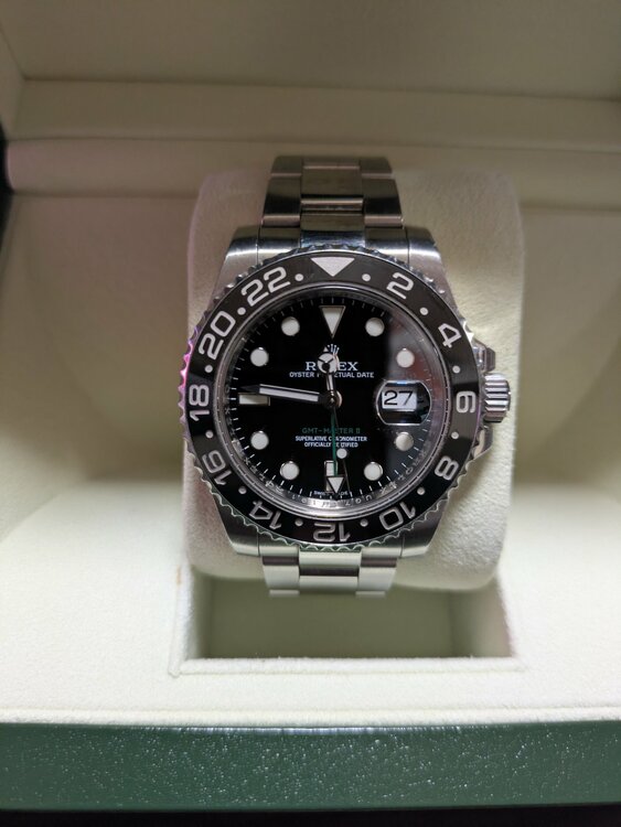 Ref.116710LN（高級時計）の商品画像 - 査定依頼日：2026年9月26日 - 最高査定価格：2,000,000円