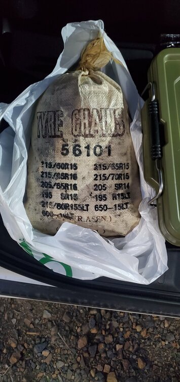 タイヤチェーン56101（カー用品）の商品画像 - 査定依頼日：2025年12月21日 - 最高査定価格：3,000円