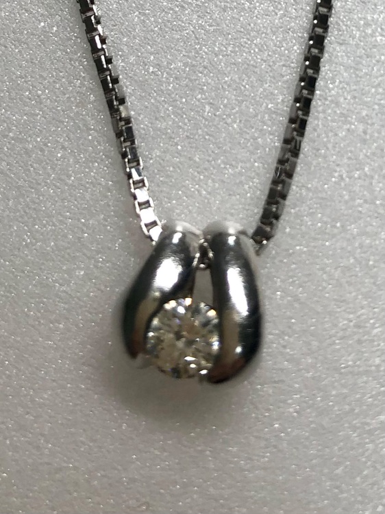 ダイヤモンドネックレス（宝石）の商品画像 - 査定依頼日：2025年7月22日 - 最高査定価格：55,000円