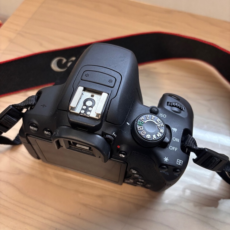 eos kiss x7i（カメラ）の商品画像 - 査定依頼日：2026年7月7日 - 最高査定価格：11,500円