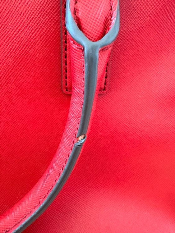 トリーバーチ Robinson Double Zip Tote（ロビンソン ダブルジップ トート）（ブランドバッグ）の商品画像 - 査定依頼日：2026年8月31日 - 最高査定価格：15,000円