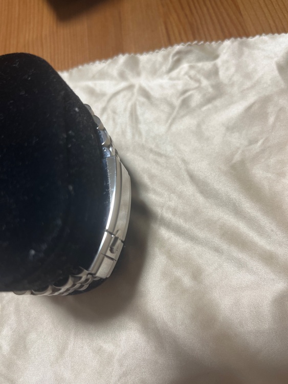 ロレックス GMTマスター 126710GRNr（高級時計）の商品画像 - 査定依頼日：2025年6月24日 - 最高査定価格：2,700,000円