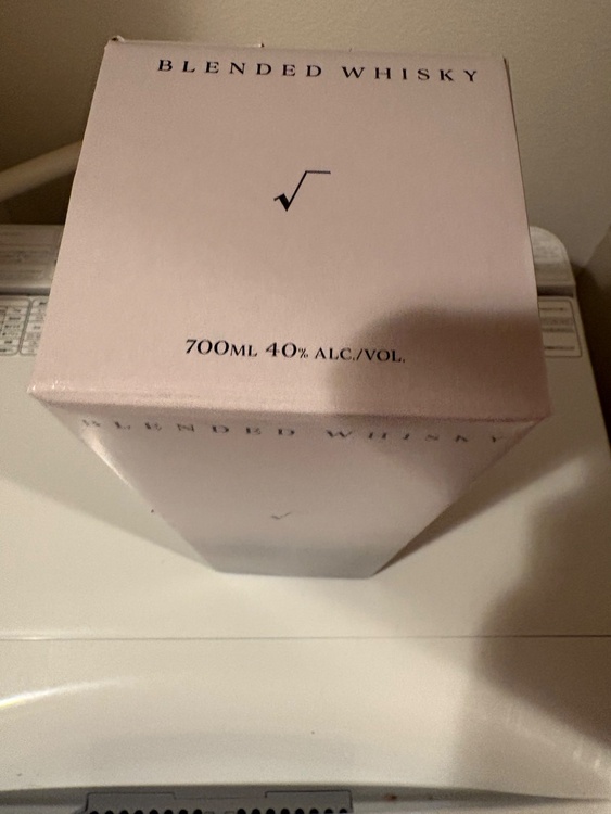 √（お酒）の商品画像 - 査定依頼日：2026年6月12日 - 最高査定価格：2,500円