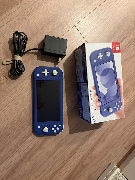 HDH-S-BBZAA(JPN)（ゲーム機本体・ゲームソフト）の商品画像 - 査定依頼日：2025年11月25日 - 最高査定価格：9,500円