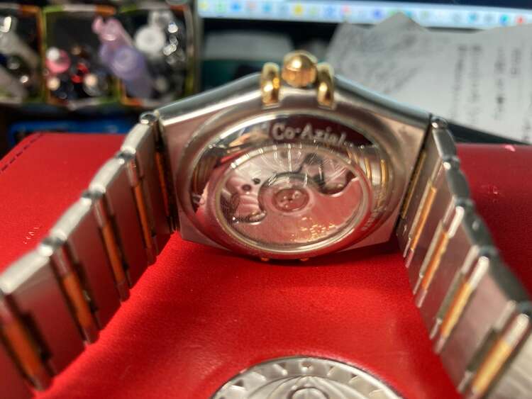 オメガ コンステーション 1112036205200（高級時計）の商品画像 - 査定依頼日：2025年3月9日 - 最高査定価格：230,000円