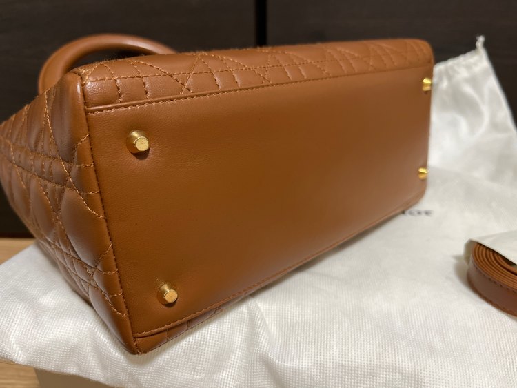 ディオール  （ブランドバッグ）の商品画像 - 査定依頼日：2023年5月26日 - 最高査定価格：220,000円