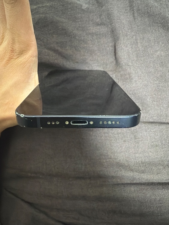 iPhone iPhone 12 128GB docomo（スマホ）の商品画像 - 査定依頼日：2026年10月4日 - 最高査定価格：19,500円