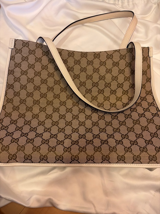 グッチ  （ブランドバッグ）の商品画像 - 査定依頼日：2026年3月15日 - 最高査定価格：120,000円