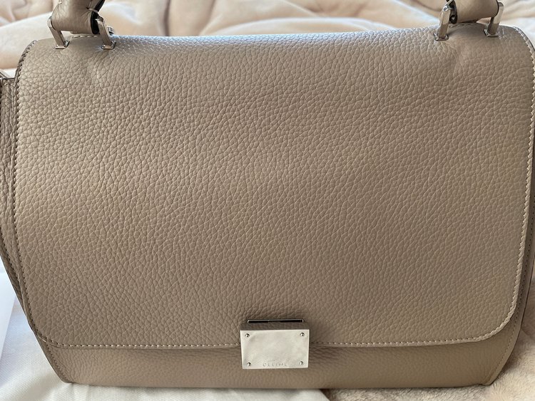 トラペーズ（ブランドバッグ）の商品画像 - 査定依頼日：2023年1月9日 - 最高査定価格：65,000円