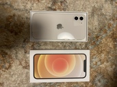 iPhone12 docomo 64GB（スマホ）の商品画像 - 査定依頼日：2022年2月27日 - 最高査定価格：51,000円