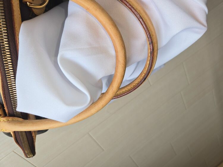 ティボリ（ブランドバッグ）の商品画像 - 査定依頼日：2025年11月8日 - 最高査定価格：130,000円