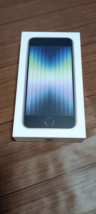 iPhone SE (第 3 世代) 64GB Softbank（スマホ）の商品画像 - 査定依頼日：2025年3月3日 - 最高査定価格：31,000円