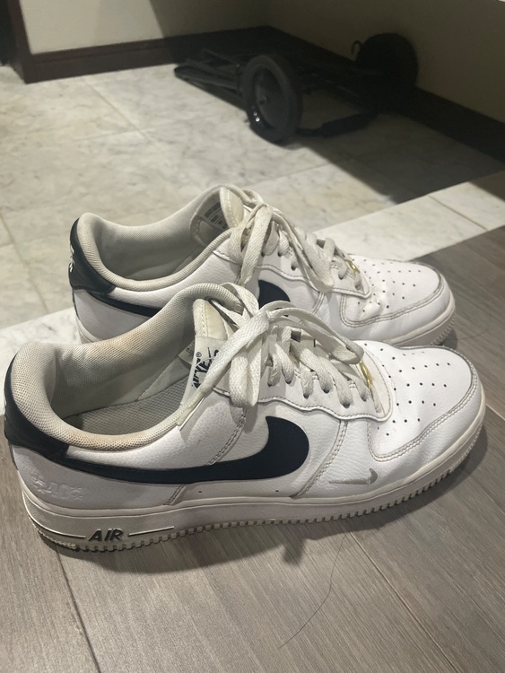 NIKE 40th エアフォース1 07 DQ7658-100（古着・ファッション）の商品画像 - 査定依頼日：2026年6月2日 - 最高査定価格：100,000円