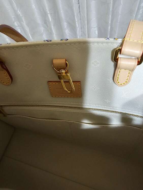 ルイヴィトン ルイヴィトン(その他) （ブランドバッグ）の商品画像 - 査定依頼日：2025年1月24日 - 最高査定価格：300,000円