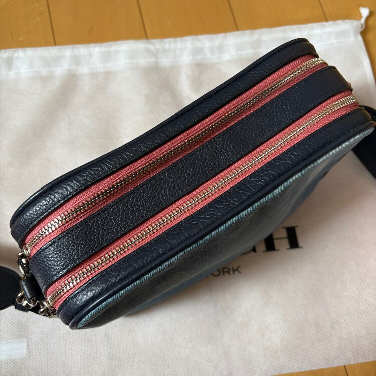 COACH ショルダーバッグ 93986（ブランドバッグ）の商品画像 - 査定依頼日：2025年4月26日 - 最高査定価格：3,000円