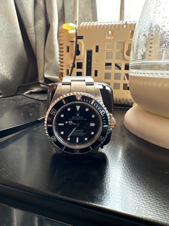 ロレックス シードゥエラー 166000。（高級時計）の商品画像 - 査定依頼日：2025年11月2日 - 最高査定価格：1,300,000円