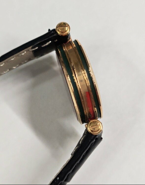 GUCCIシェリーラインゴールドローマンレディースクォーツ（高級時計）の商品画像 - 査定依頼日：2026年7月23日 - 最高査定価格：3,000円