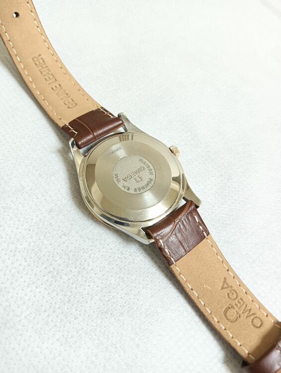 OMEGA　K18ピンクゴールド無垢ベゼル&尾錠　自動巻き（高級時計）の商品画像 - 査定依頼日：2025年10月28日 - 最高査定価格：150,000円