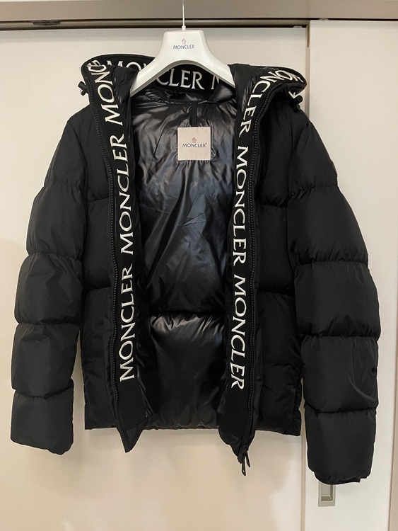 H20911856900 C0300 C-ZIND-22-90703 MONTC（古着・ファッション）の商品画像 - 査定依頼日：2025年11月13日 - 最高査定価格：52,000円